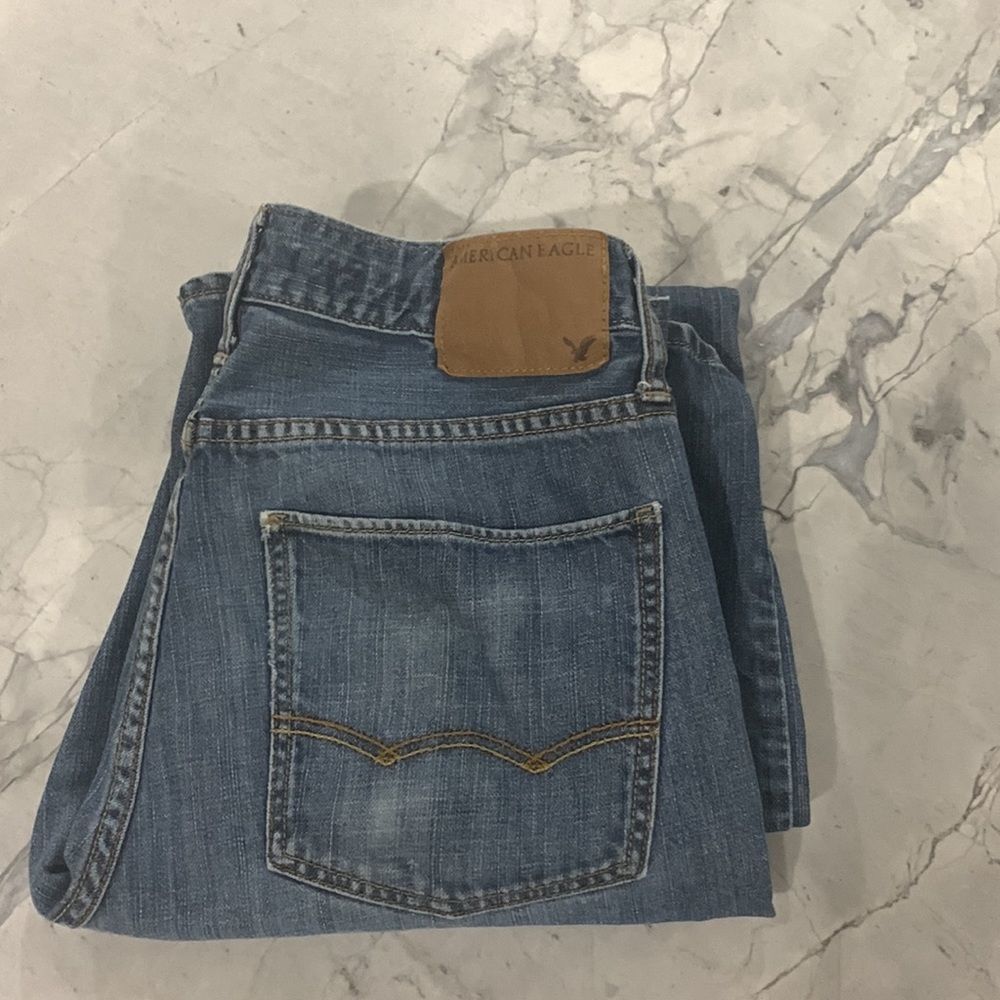 American Eagle Original Straight leg denim blue jean, size 29/32